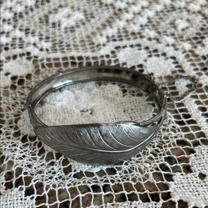 Vintage Leaf Bangle Bracelet